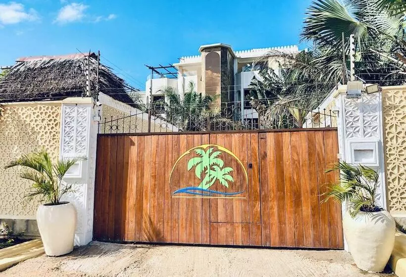 هتل Amani Luxury Apartments Diani Beach