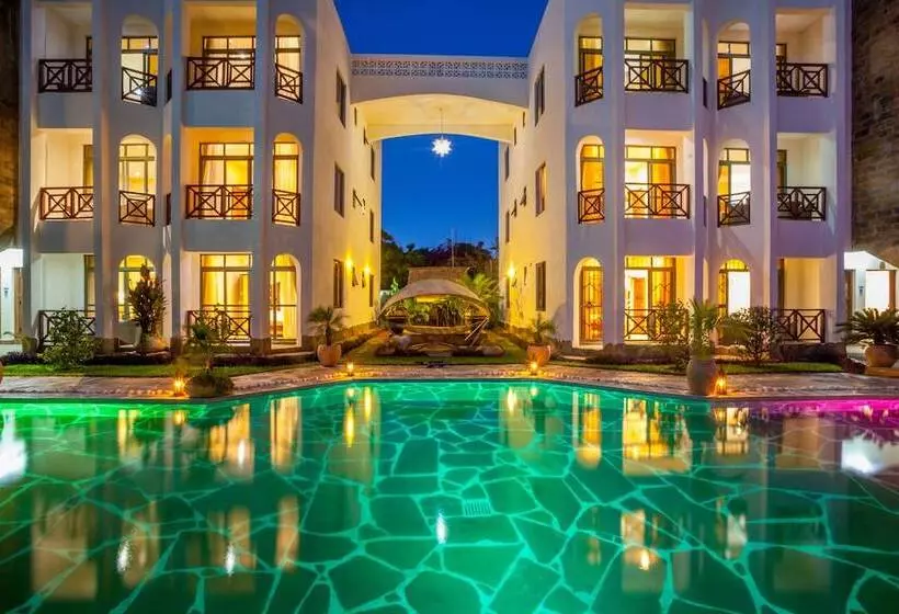 هتل Amani Luxury Apartments Diani Beach