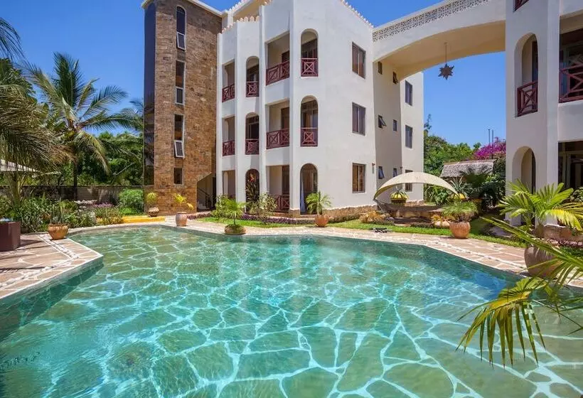 هتل Amani Luxury Apartments Diani Beach