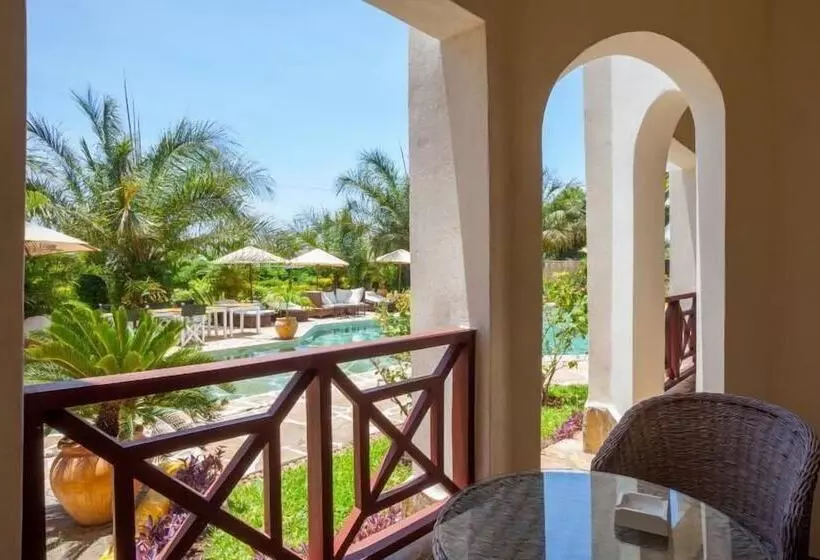 هتل Amani Luxury Apartments Diani Beach