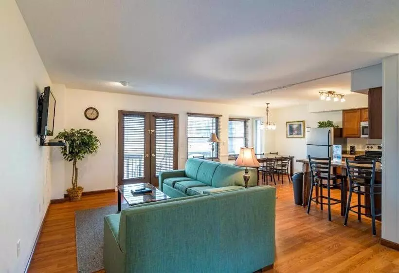 Hotelli Crown Resorts At Silverwoods