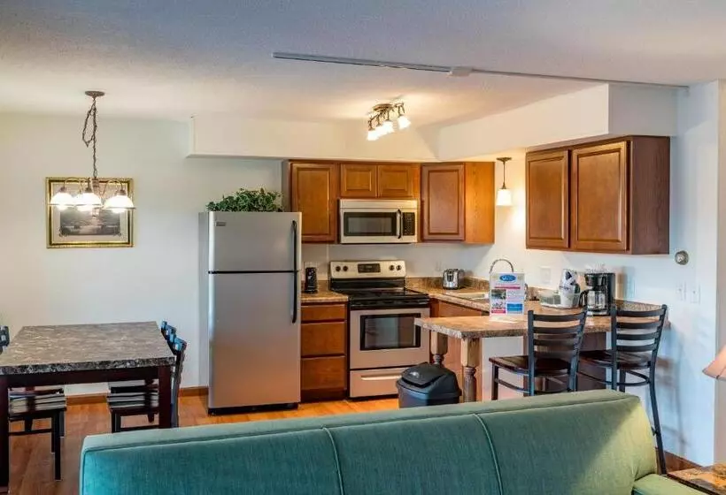 Hotelli Crown Resorts At Silverwoods