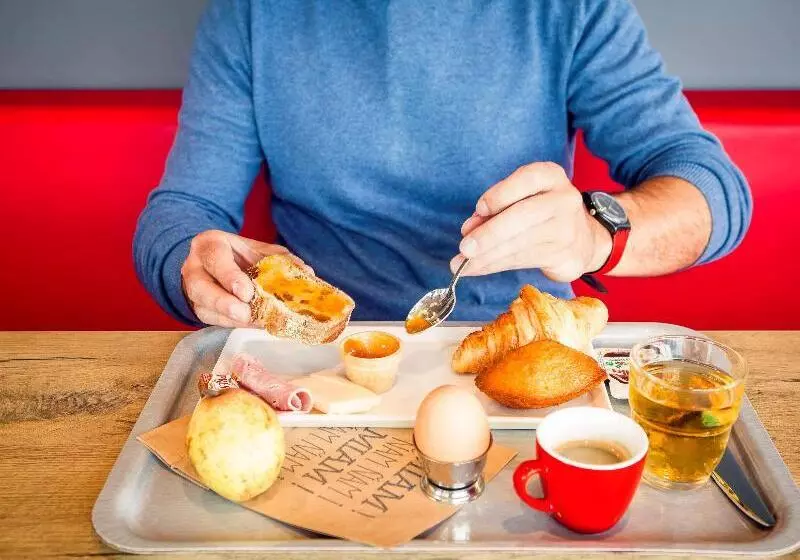 ホテル Ibis Lyon Carre De Soie