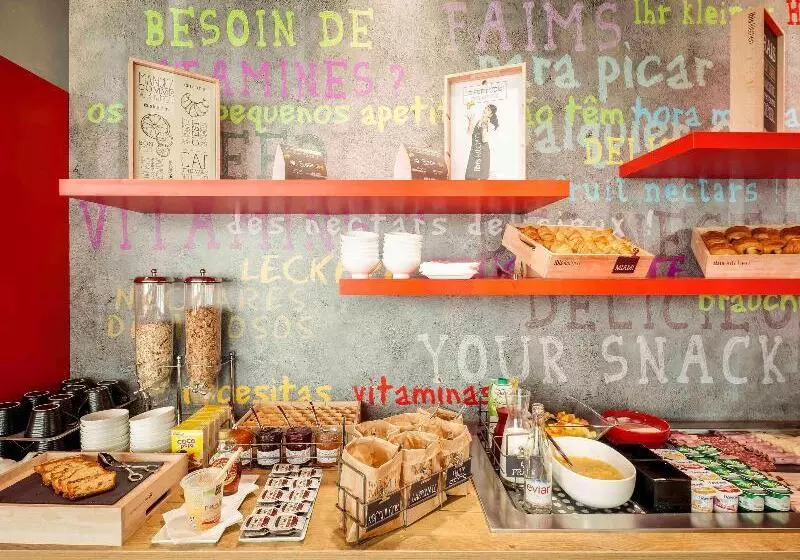 ホテル Ibis Lyon Carre De Soie