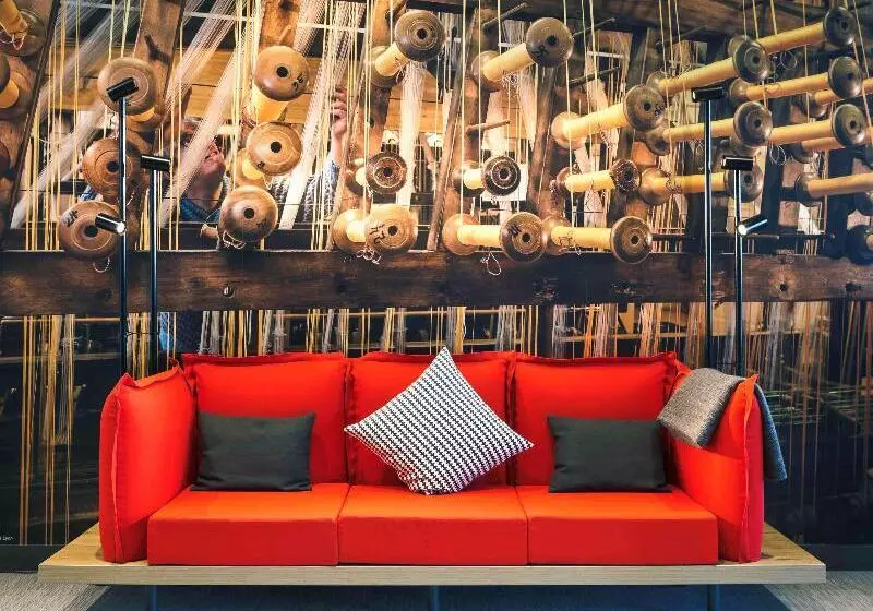 ホテル Ibis Lyon Carre De Soie