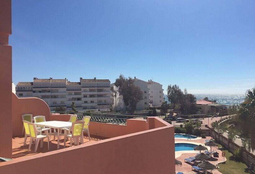 בית מלון כפרי Marbella Beach Resort At Club Playa Real