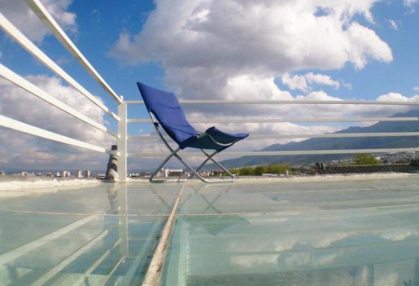 בית מלון כפרי Always Sunshine Inn