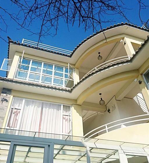 בית מלון כפרי Always Sunshine Inn