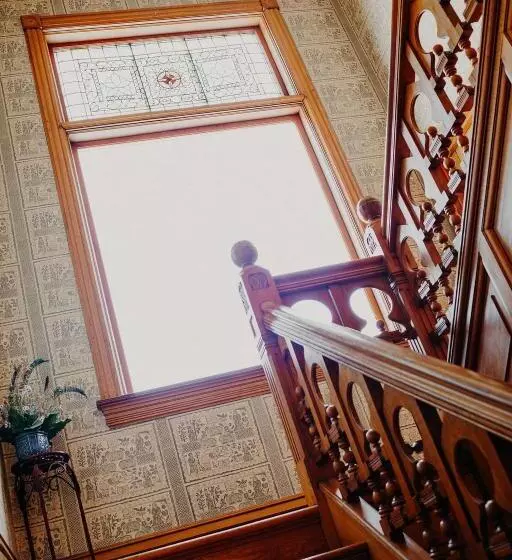 ホテル Aurora Staples Inn