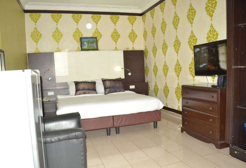 Chida Hotel International