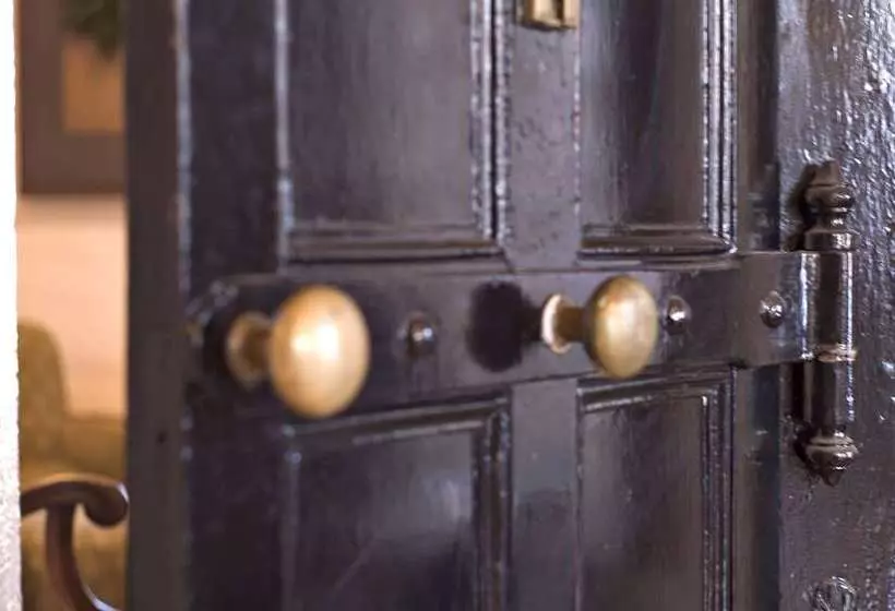 ホテル Frontenac Club Inn