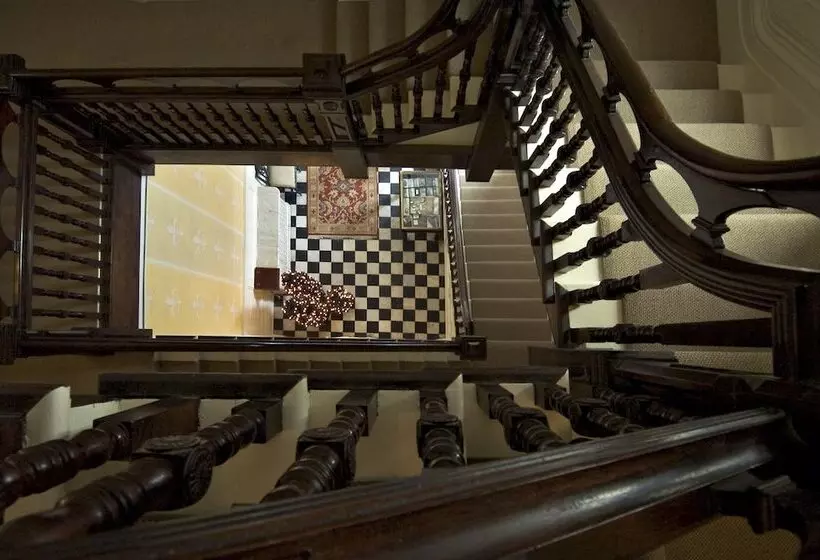 ホテル Frontenac Club Inn