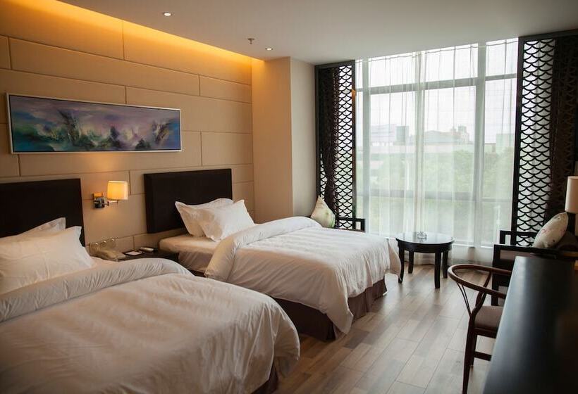 فندق Metropolo Liyang Tianmy Lake