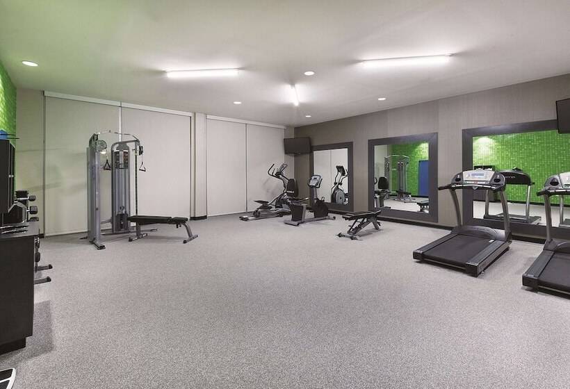 Отель La Quinta By Wyndham Terre Haute