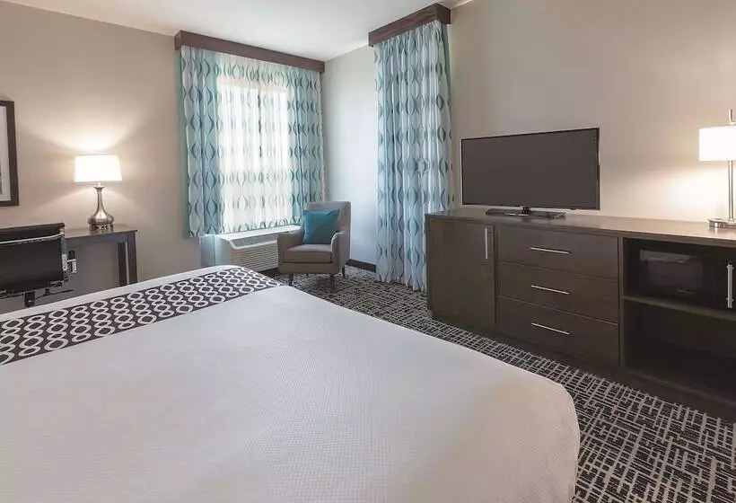 Hotelli La Quinta By Wyndham Terre Haute