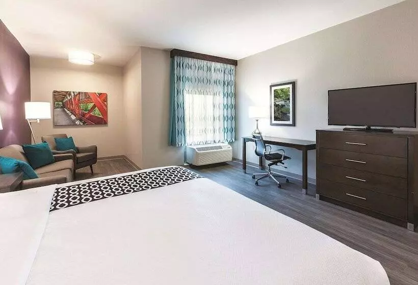 Hotelli La Quinta By Wyndham Terre Haute