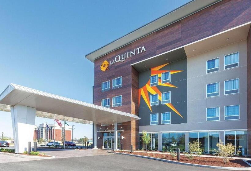 Отель La Quinta By Wyndham Terre Haute