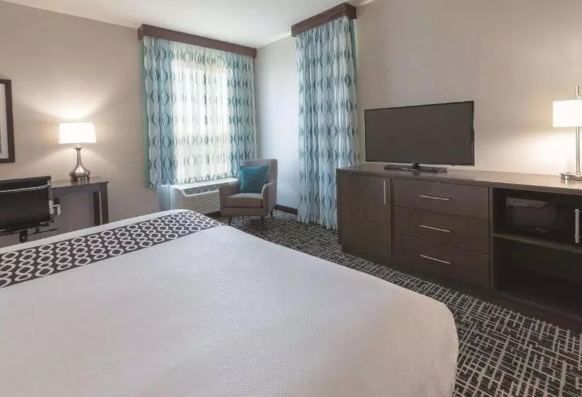 Hotelli La Quinta By Wyndham Terre Haute