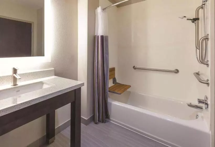 Hotelli La Quinta By Wyndham Terre Haute