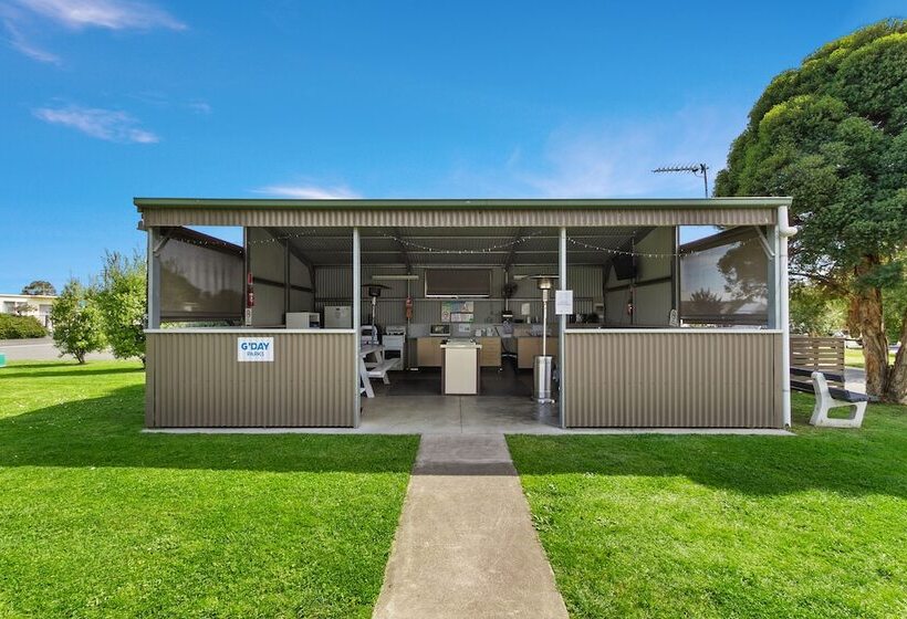 בית מלון כפרי Lifestyle Villages Traralgon