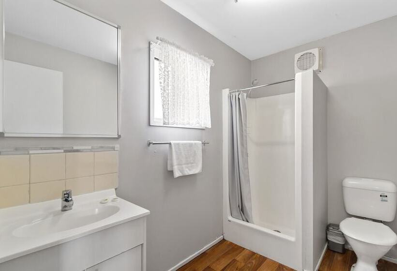 בית מלון כפרי Lifestyle Villages Traralgon