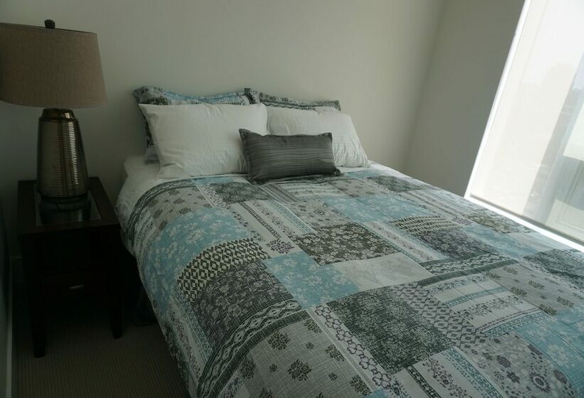 هتل Luxury Mark On 10th