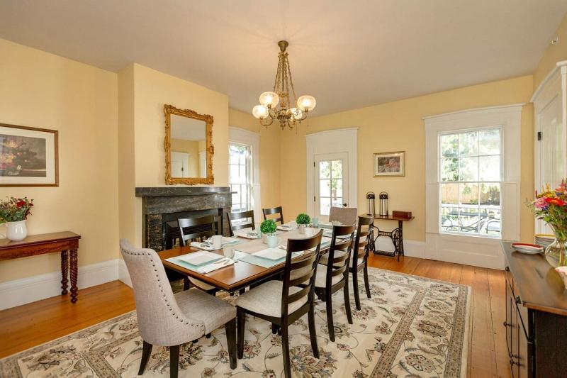 فندق Middle Street Inn