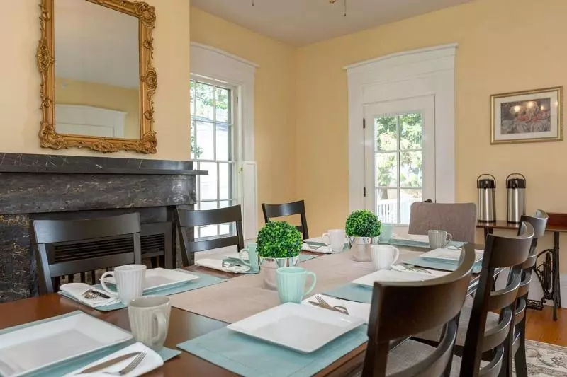 Hotelli Middle Street Inn