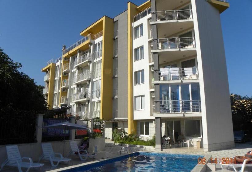 هتل New Town Complex