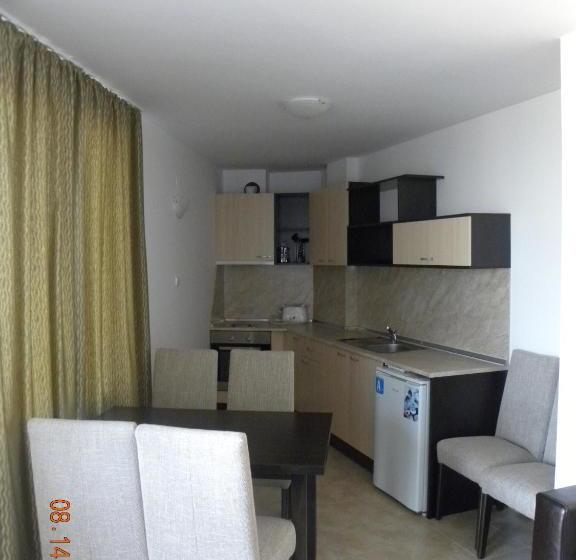 هتل New Town Complex