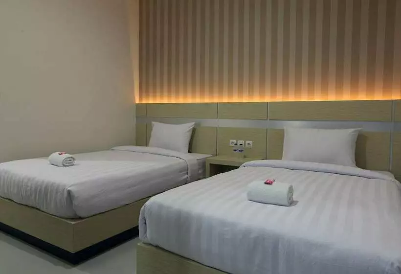 هتل Saras City Tuban