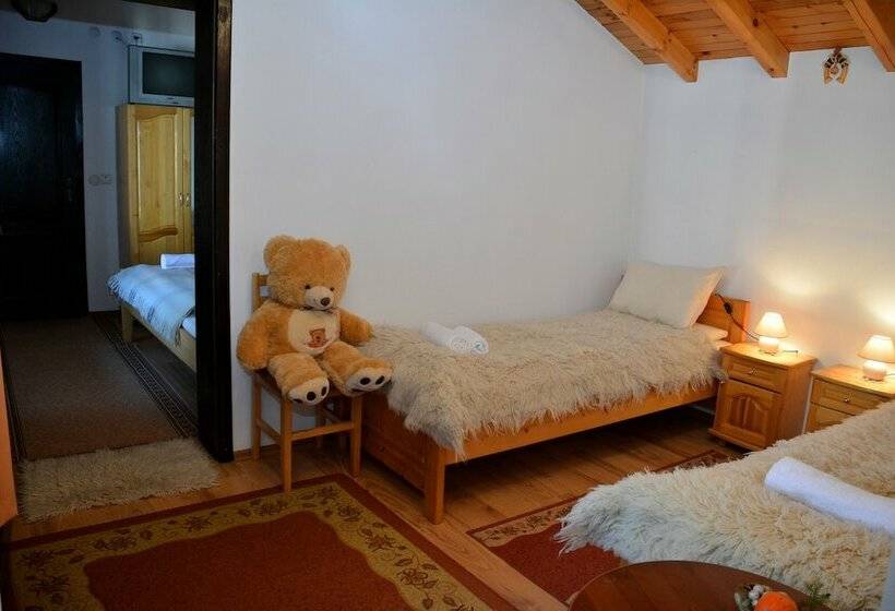 Otel Trenchova Guest House