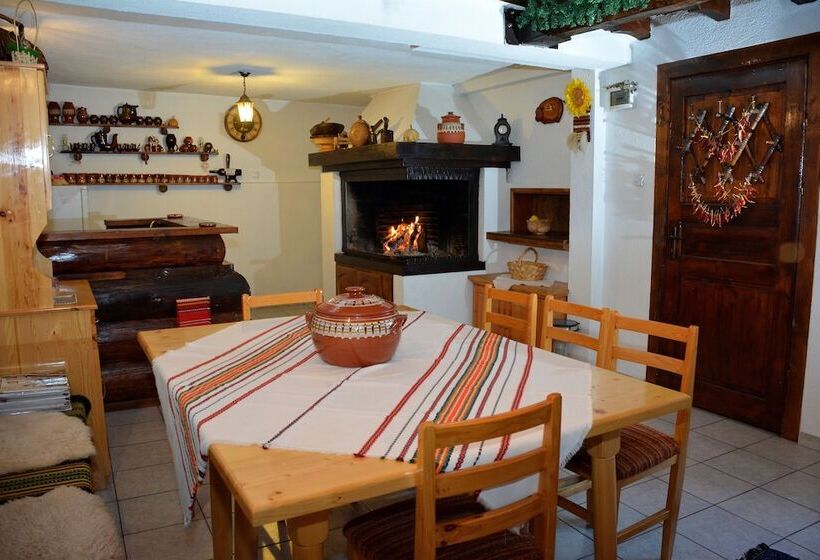 Otel Trenchova Guest House