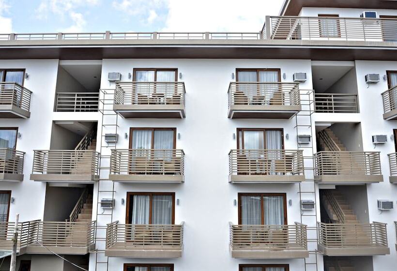 The Piccolo Hotel Of Boracay