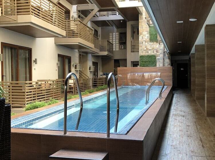 The Piccolo Hotel Of Boracay