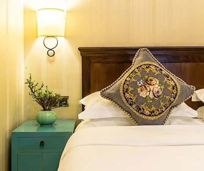 Wuyang Boutique Hotel   Hefang Street