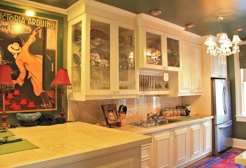 ホテル 22 Charlotte