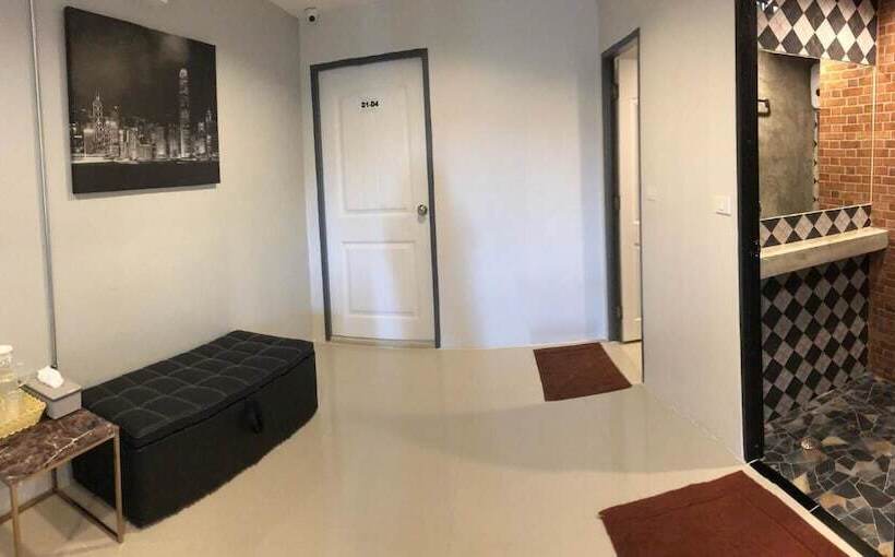 Hotel Airport Hostel Phuket