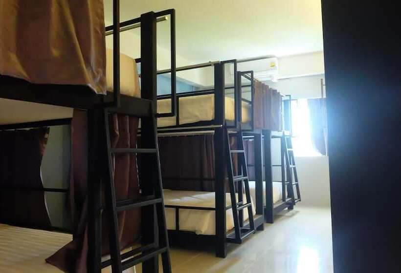 Hotel Airport Hostel Phuket