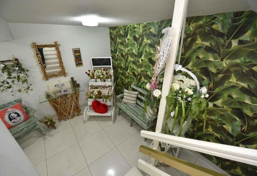 هتل Angela's Luxury Apartments