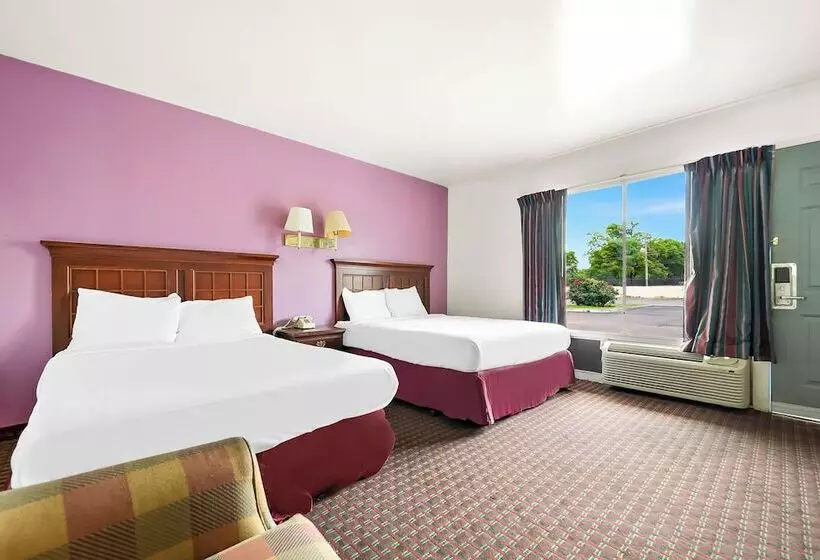 هتل Capitol Inn And Suites