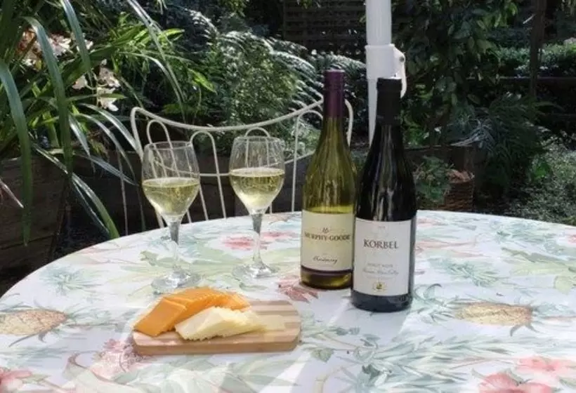 Hotelli Daisy's Guest House