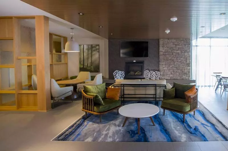 ホテル Fairfield Inn & Suites By Marriott Alexandria