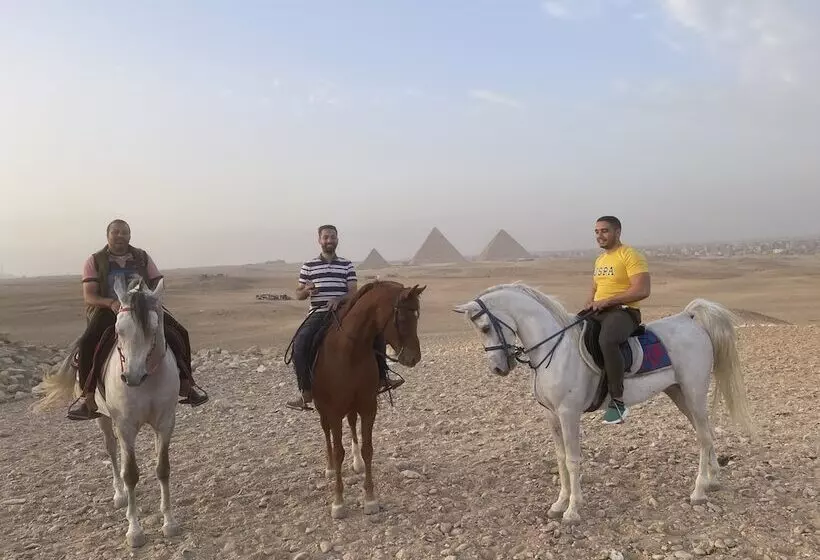 هتل Makadi Pyramids View