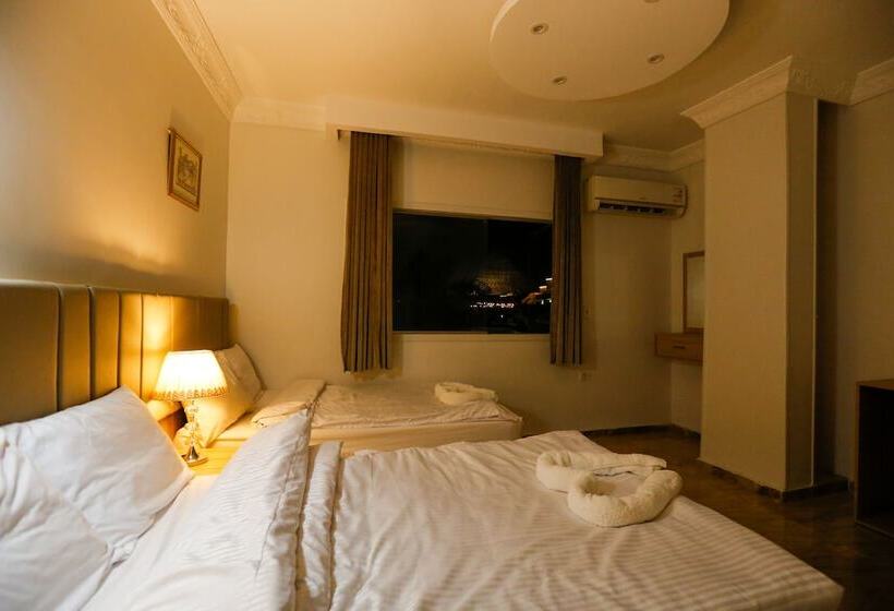 هتل Makadi Pyramids View