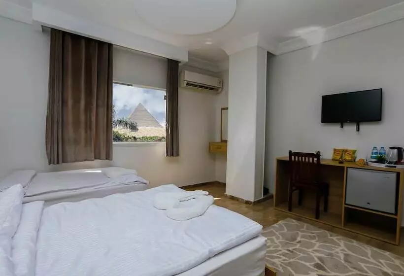 هتل Makadi Pyramids View