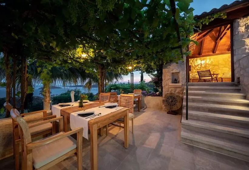 هتل Ninon Dubrovnik   Adults Only