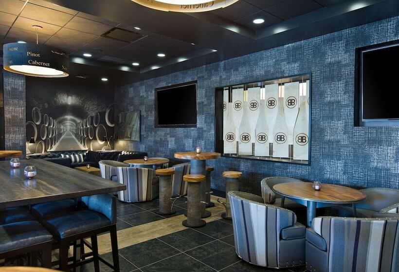 酒店 Oxford Suites Sonoma Rohnert Park