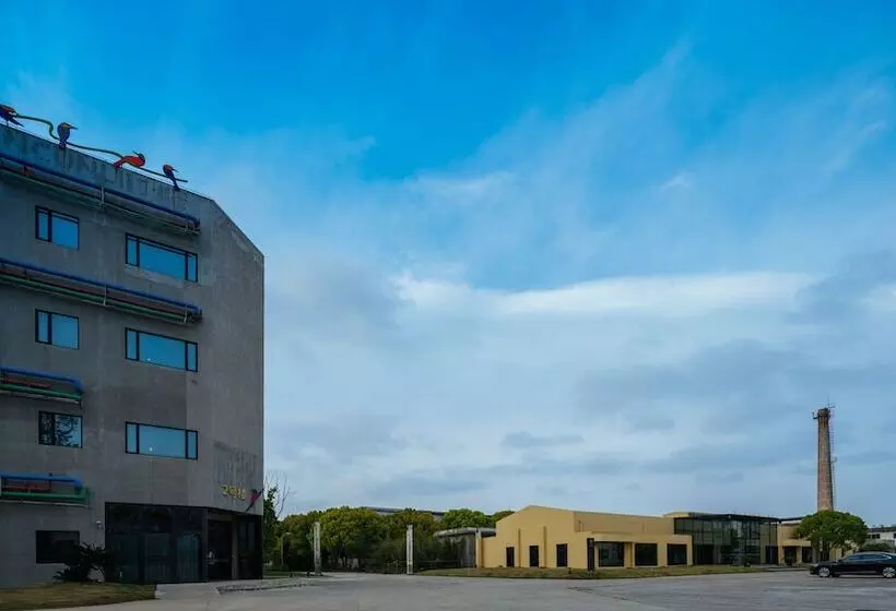 هتل Ramada Encore By Wyndham Shanghai Pudong Airport