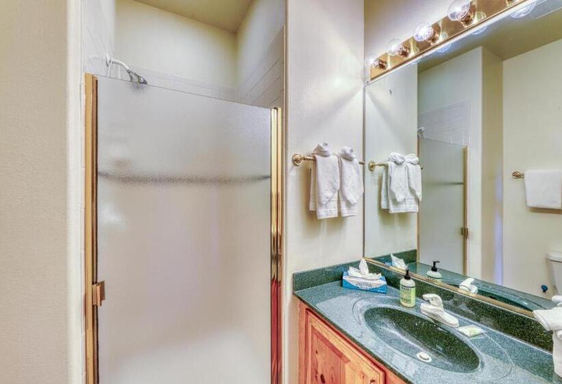 فندق Snake River Village 05